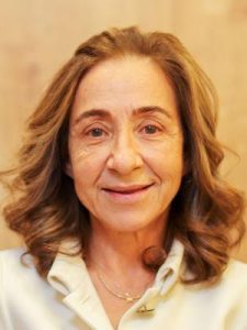 Nilüfer ARIAK